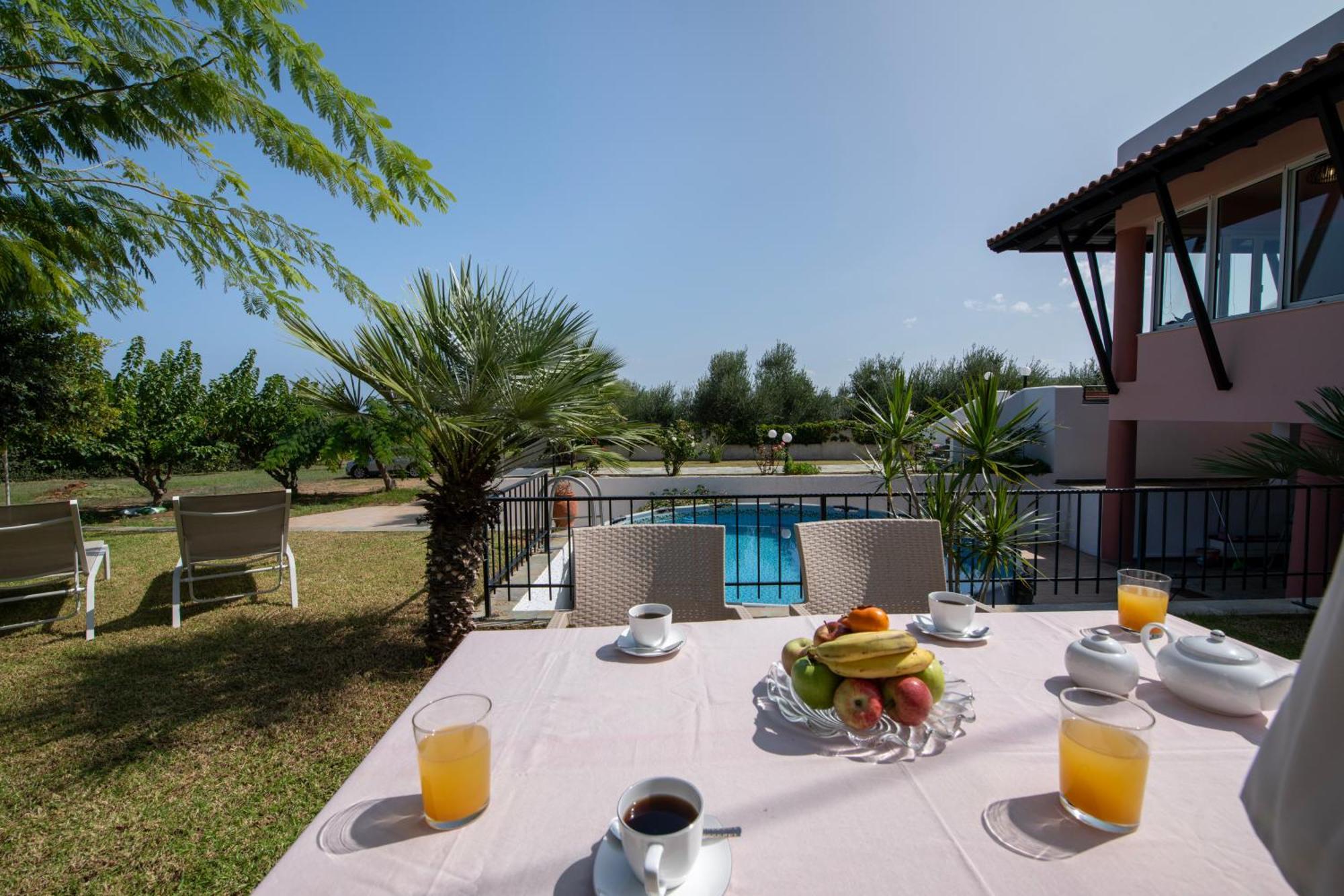 Villa Eleni 100M From The Sea Rapanianá Buitenkant foto