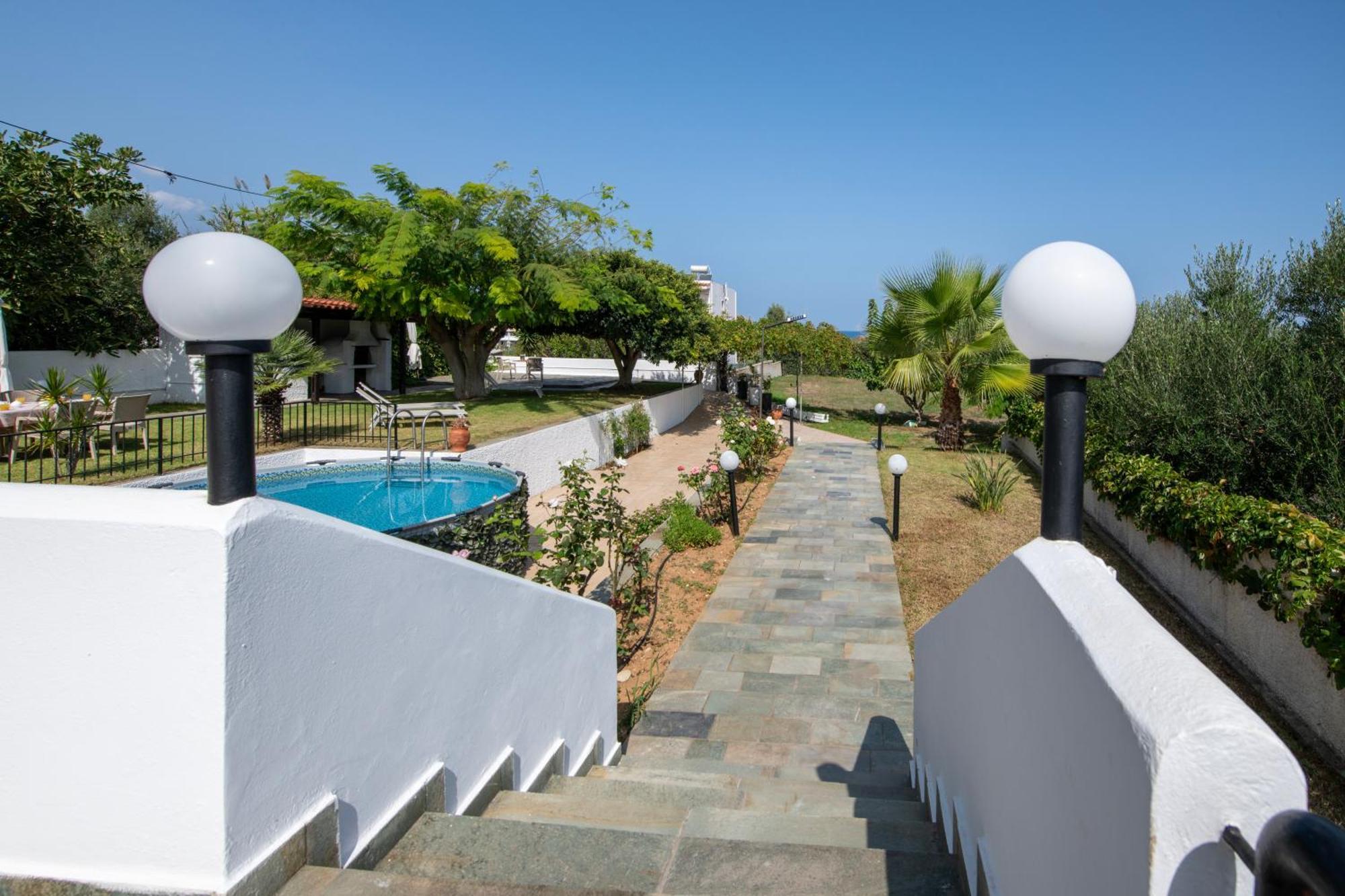 Villa Eleni 100M From The Sea Rapanianá Buitenkant foto